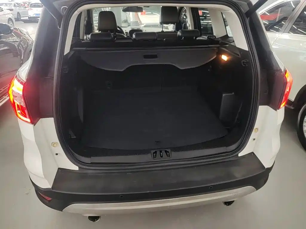 Photo 19 - Ford Kuga