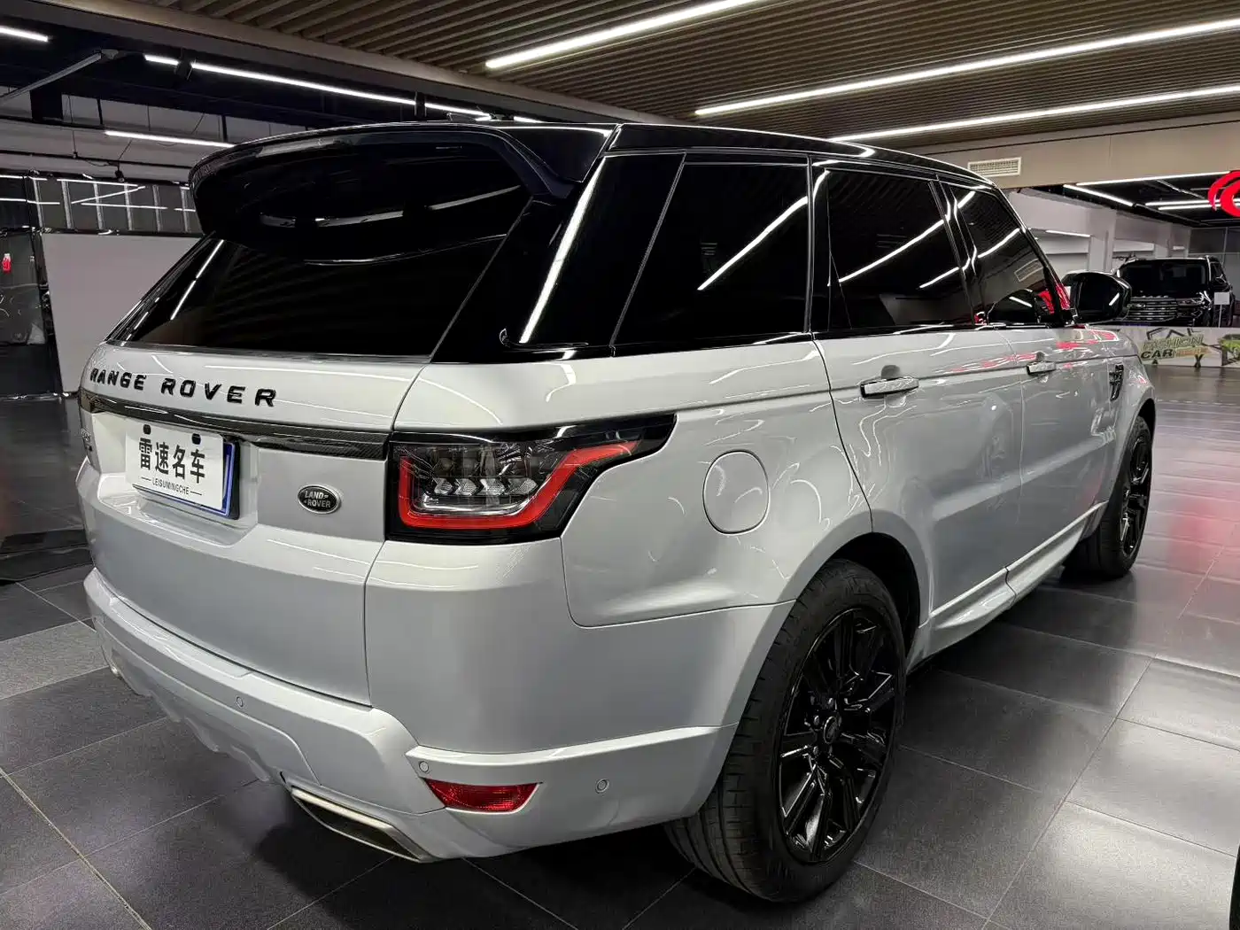 Land Rover Range Rover Sport 2021 3.0 L6 HST фото 7