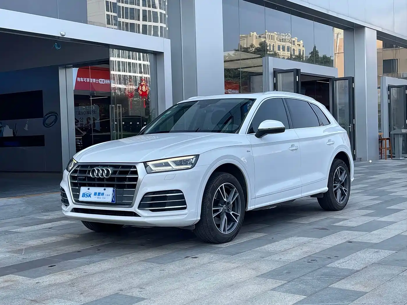Audi Q5L 2019 2018 40 TFSI Prestige Fashion (China V)