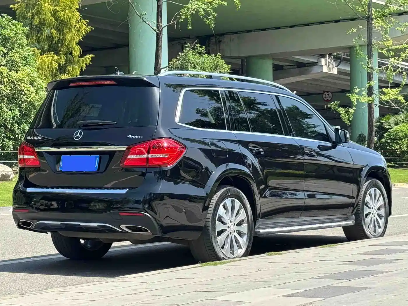 Mercedes-Benz GLS 2017 GLS 400 4MATIC Dynamic фото 14