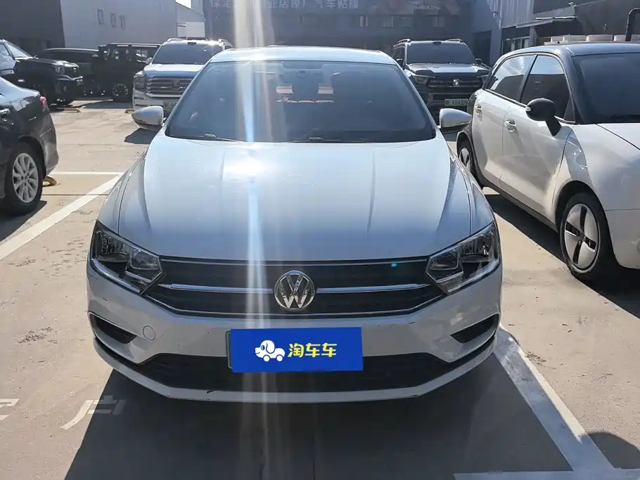 Фото 2 - Volkswagen Bora