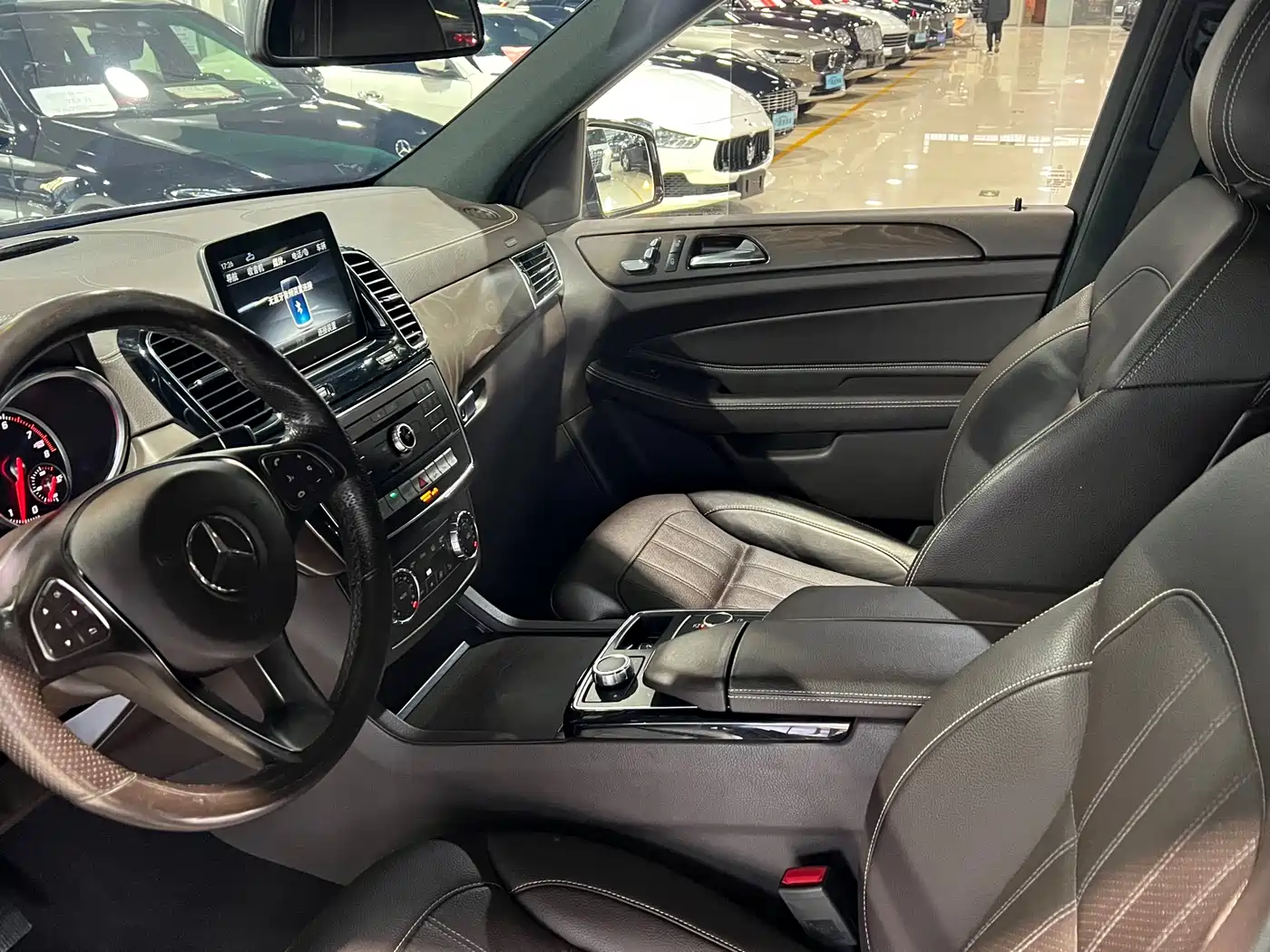 Mercedes-Benz GLE 2017 GLE 320 4MATIC Dynamic фото 16