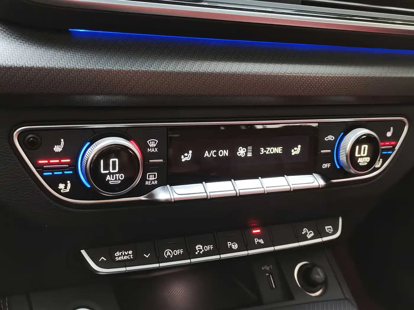 Audi Q5L 2022 40T Luxury Dynamic фото 18