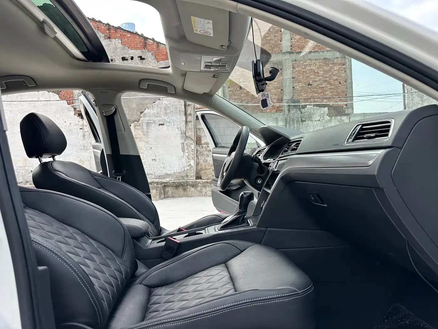 Volkswagen Lamando 2021 230TSI DSG Fashion Edition фото 13