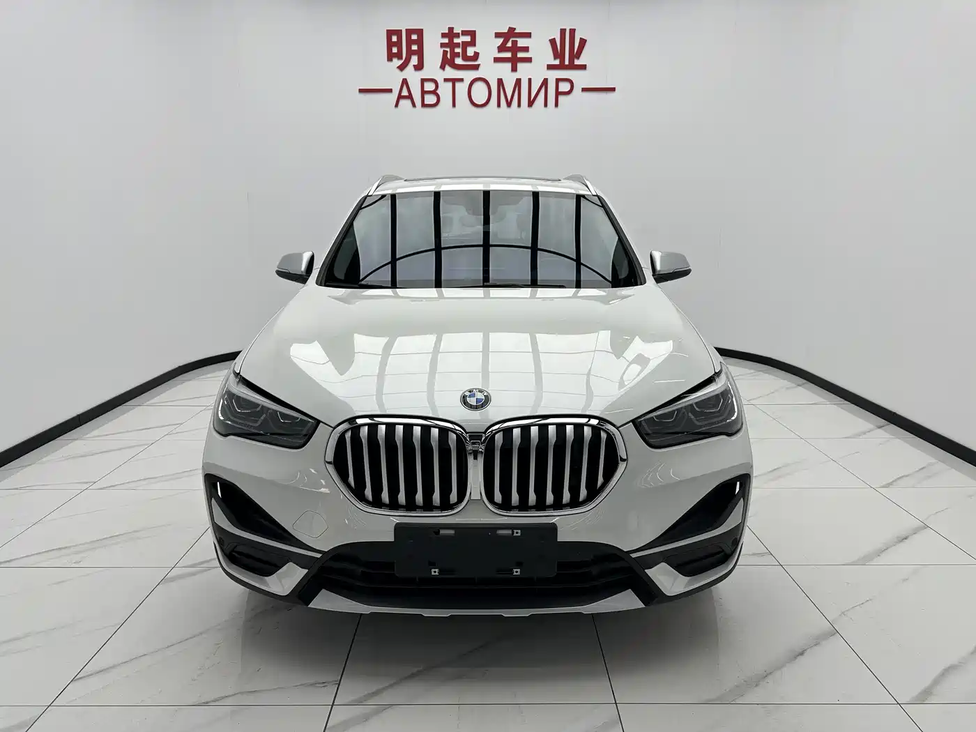 BMW X1 2022 sDrive20Li Premium фото 2