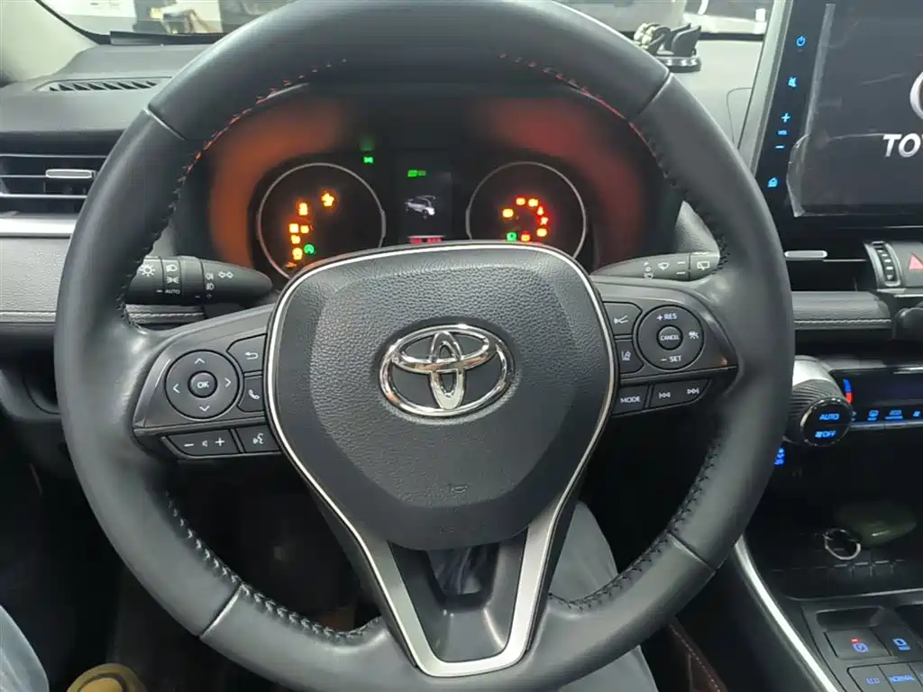 Toyota Wildlander 2022 2.0L CVT FWD Luxury PLUS Edition фото 11
