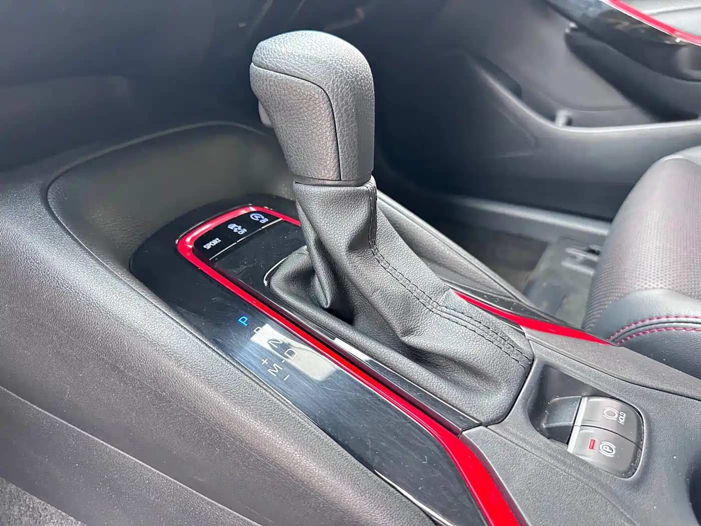 Toyota Levin 2021 185T CVT Sport Edition фото 13
