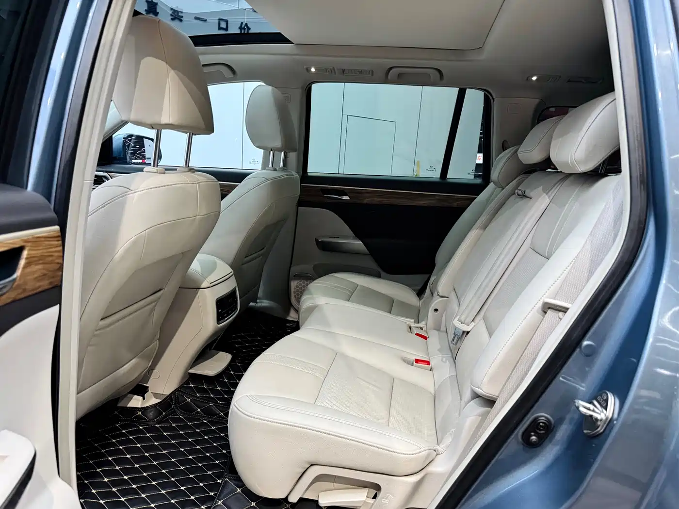 GAC Trumpchi Trumpchi GS8 2017 320T 2WD Luxury Smart Connect (7-seater) фото 10