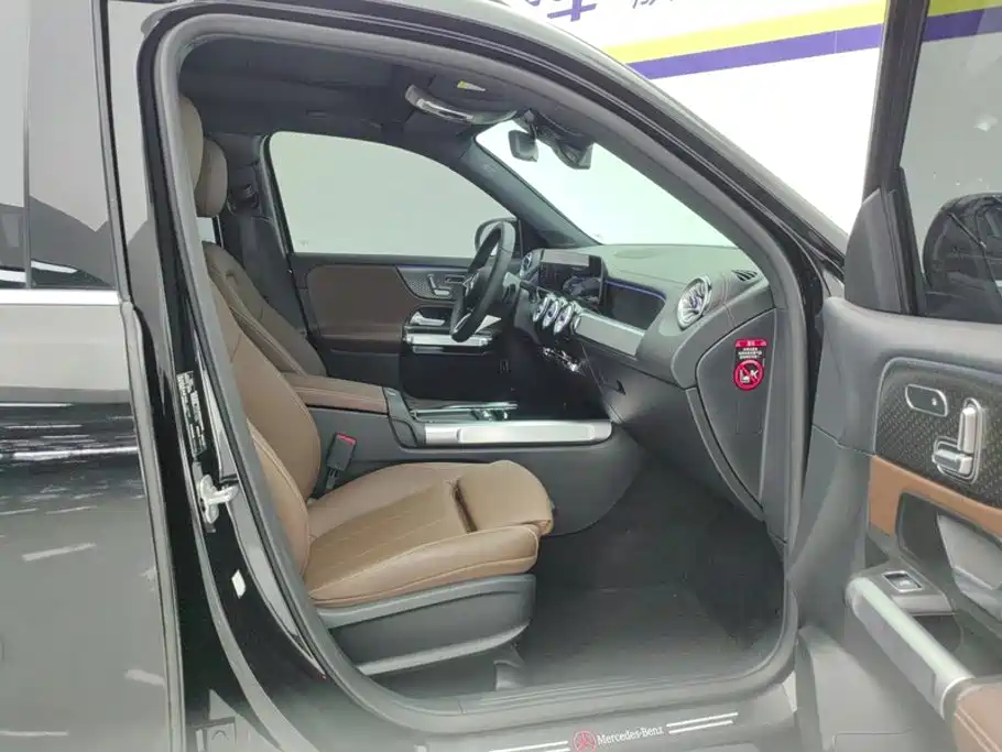 Mercedes-Benz GLB 2025 2024 Facelift GLB 220 Style