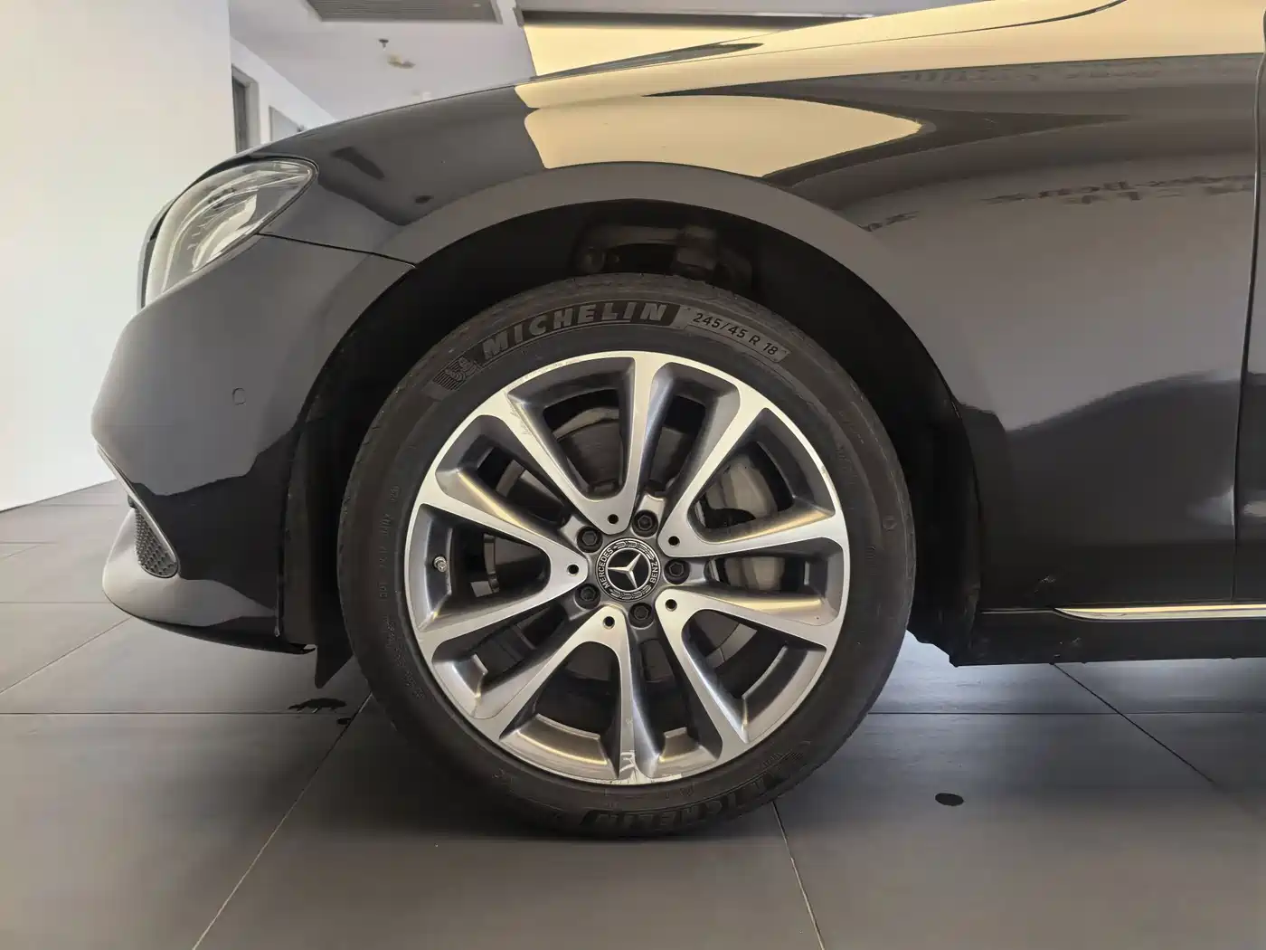 Mercedes-Benz E-Class, миниатюра 12