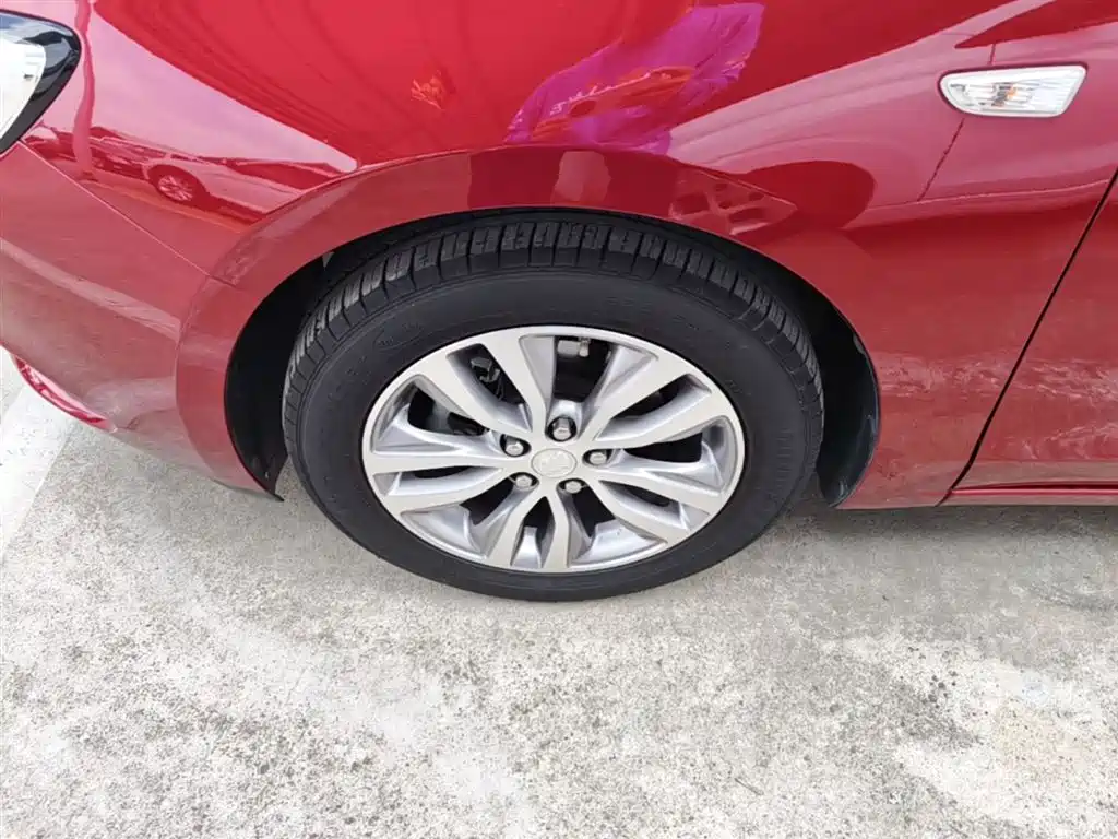 Buick Excelle 2019 18T Auto Connected Elite China VI фото 23