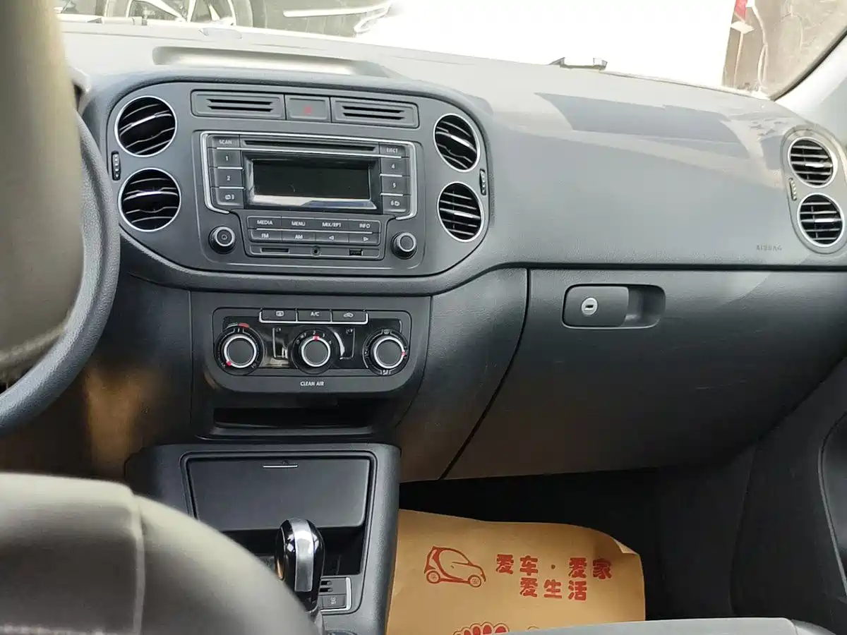 Volkswagen Tiguan 2016 Model 300TSI Automatic 2WD Trend Edition фото 10