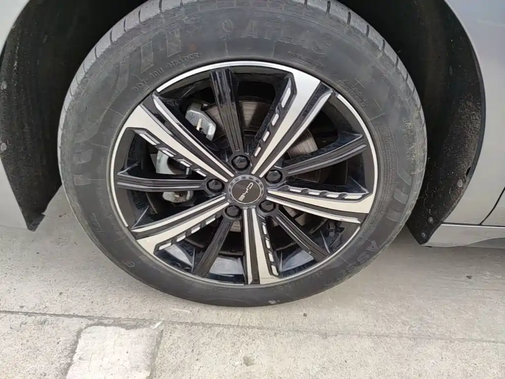 BYD Destroyer 05 2024 2024 Glory Edition DM-i 120KM Luxury