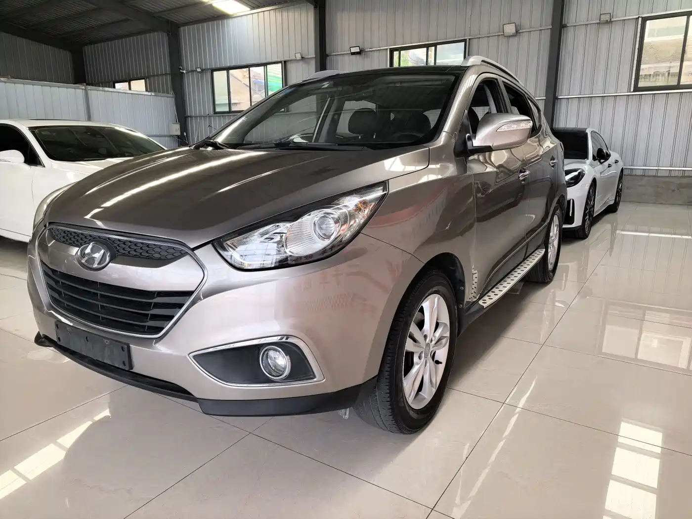 Hyundai Beijing Hyundai ix35 2013 2.0L Automatic 2WD Leading GLX China V