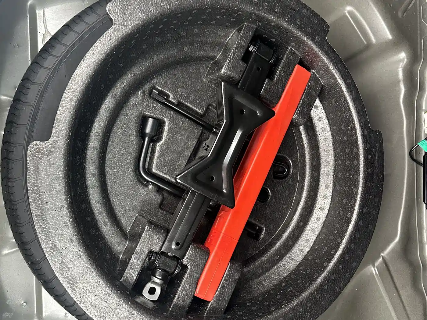 Haval M6 2023 PLUS 1.5T DCT Luxury Smart Connect фото 18