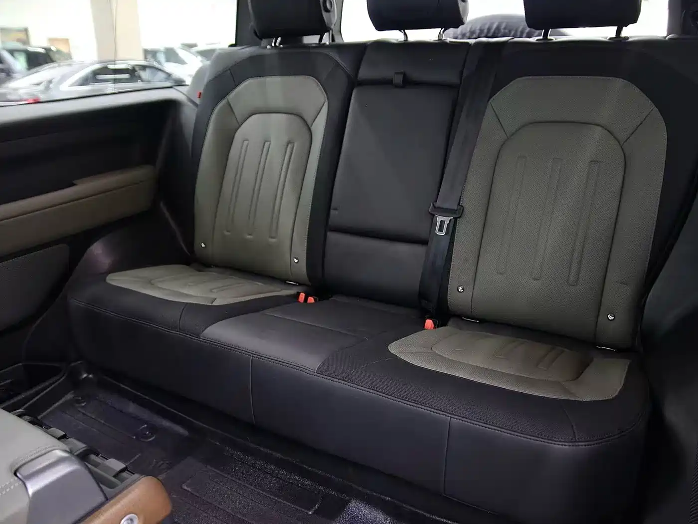 Land Rover Defender 2022 90 2.0T P300 X-DYNAMIC HSE фото 9