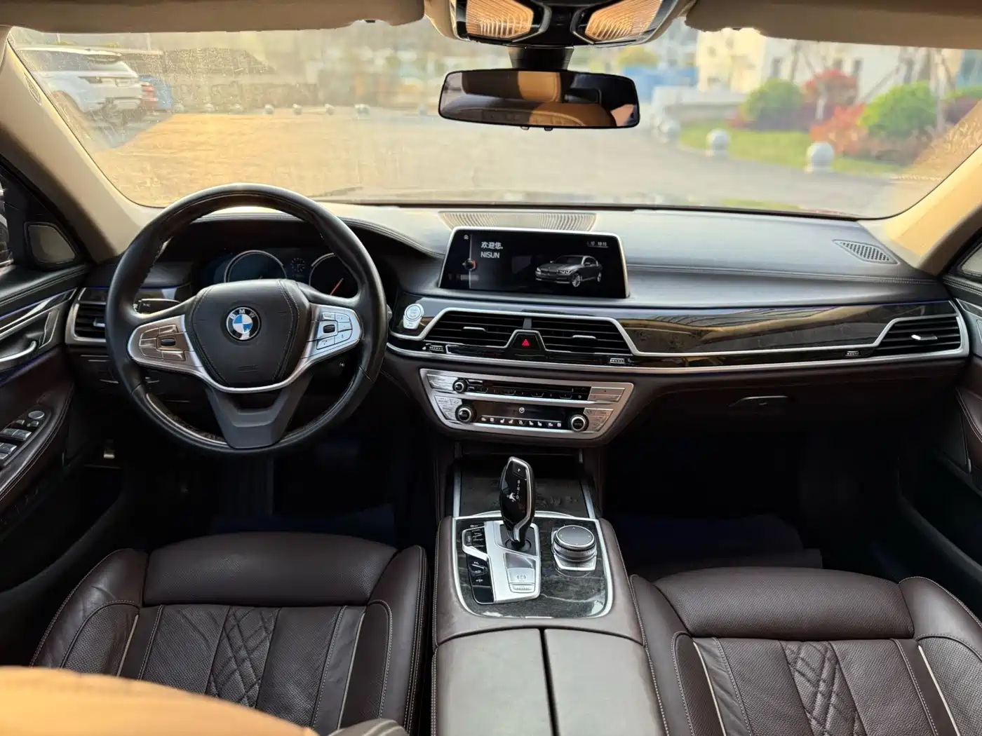 BMW 7 Series 2017 730Li Luxury Edition фото 11