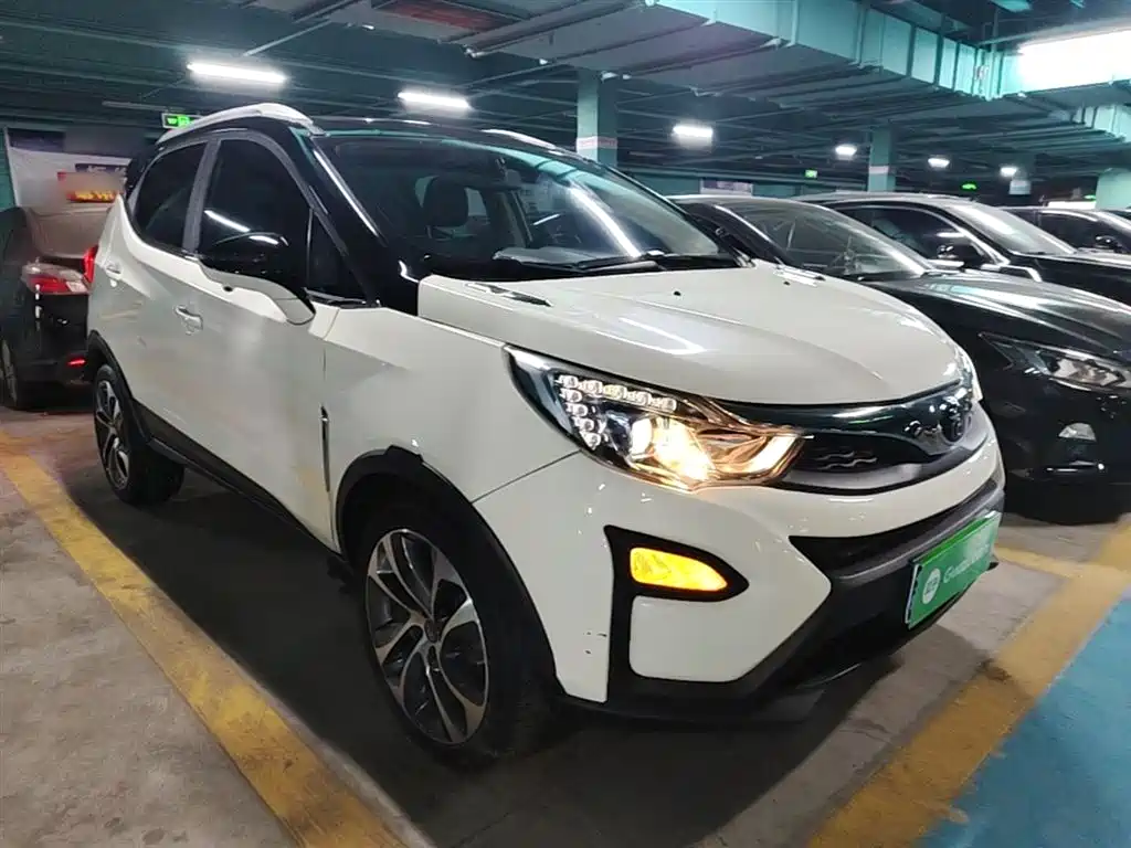 BYD Yuan 2016 1.5TID Automatic Honor фото 4