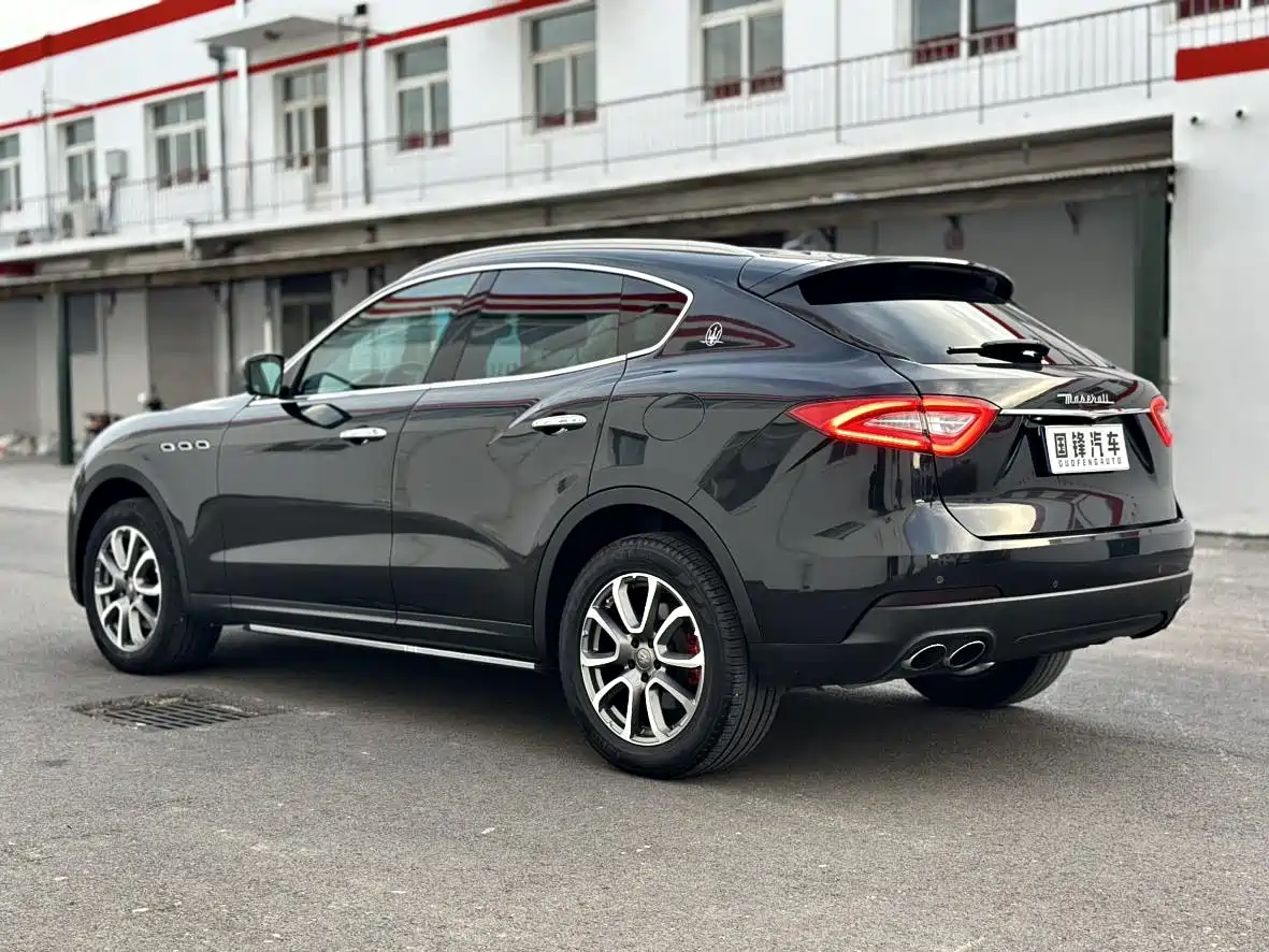 MASERATI LEVANTE