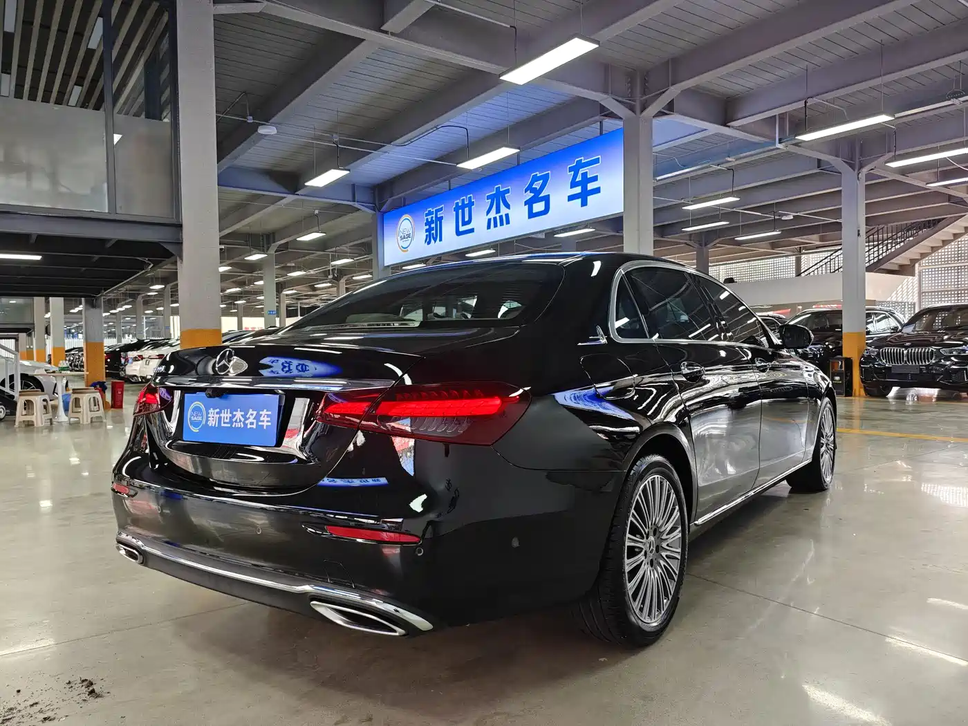 Mercedes-Benz E-Class 2021 E 300 L Luxury фото 12