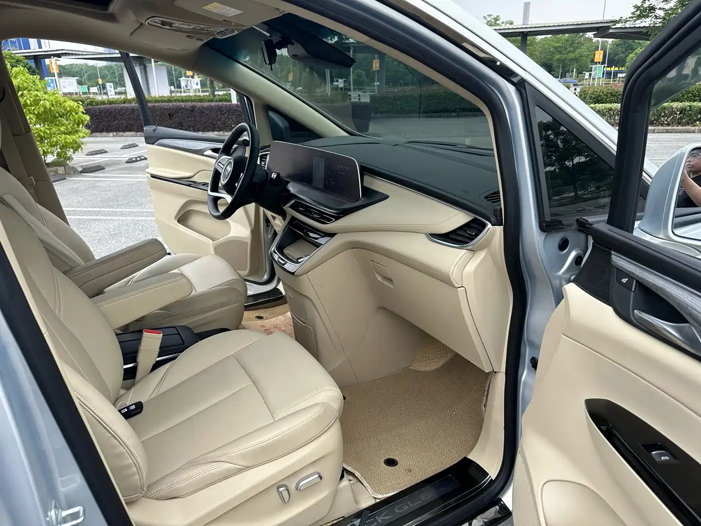 Buick GL8 New Energy 2025 Landlux Smart Edition 7-seater фото 14