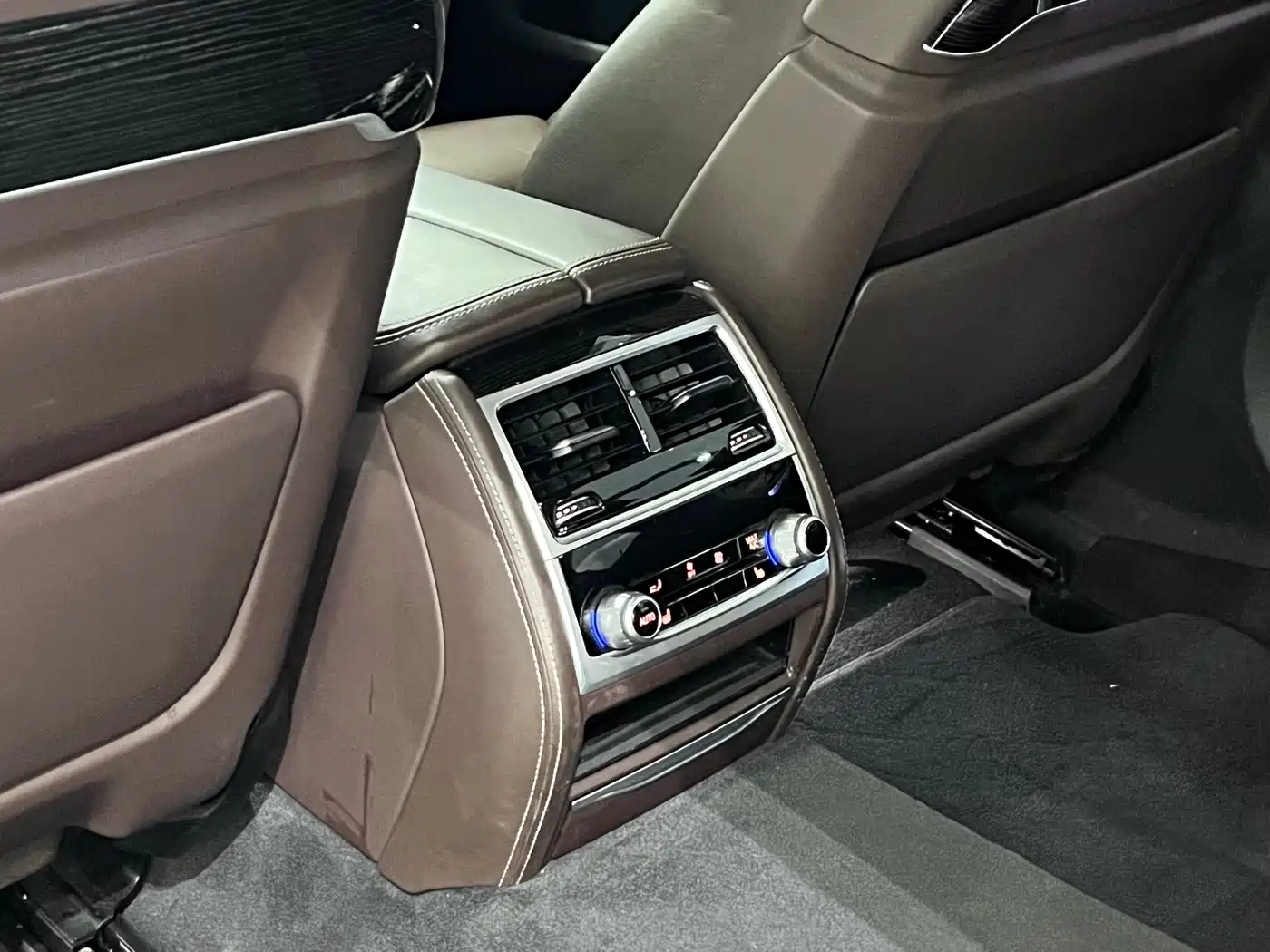 BMW 7 Series 2019 Facelift 730Li M Sport Package фото 7