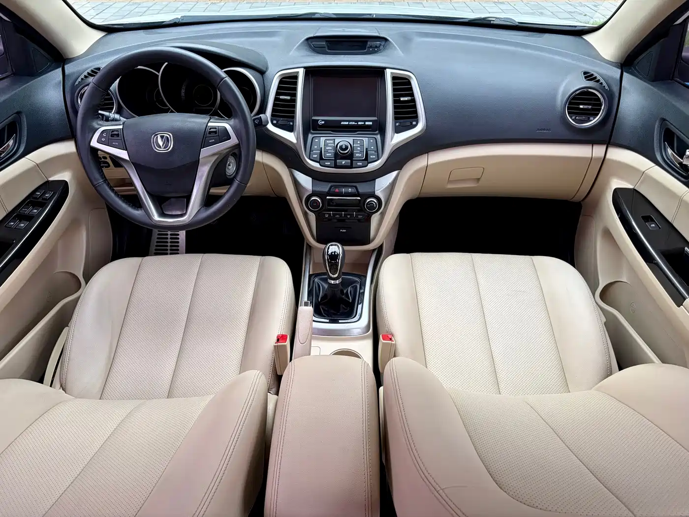 Changan Eado 2016 2015 1.6L Manual Luxury China V