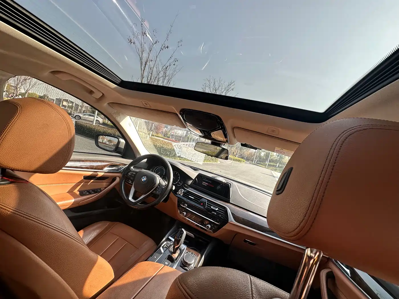 BMW 5 Series 2018 528Li Launch Special Edition фото 16