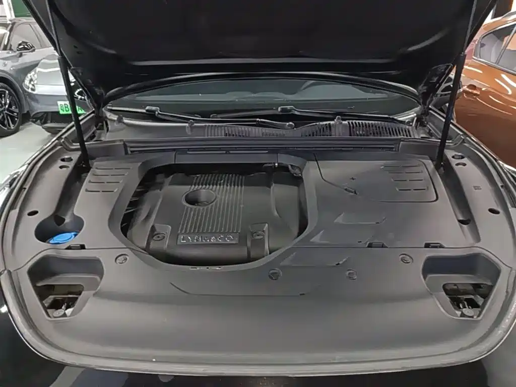 Lynk & Co 03 2019 2.0TD Auto Power Version фото 20