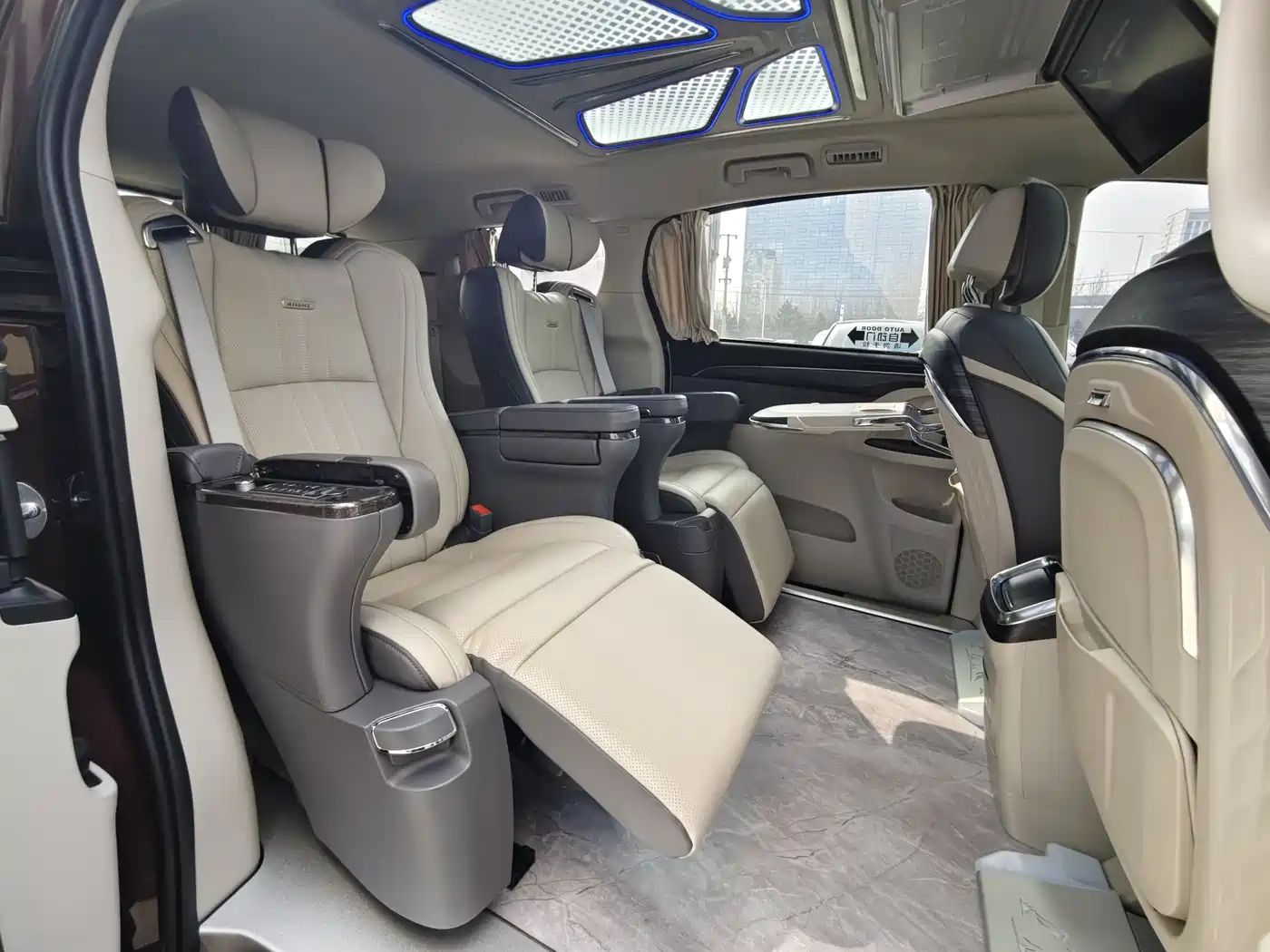 Buick GL8 2023 ES Landmaster Comfort фото 18