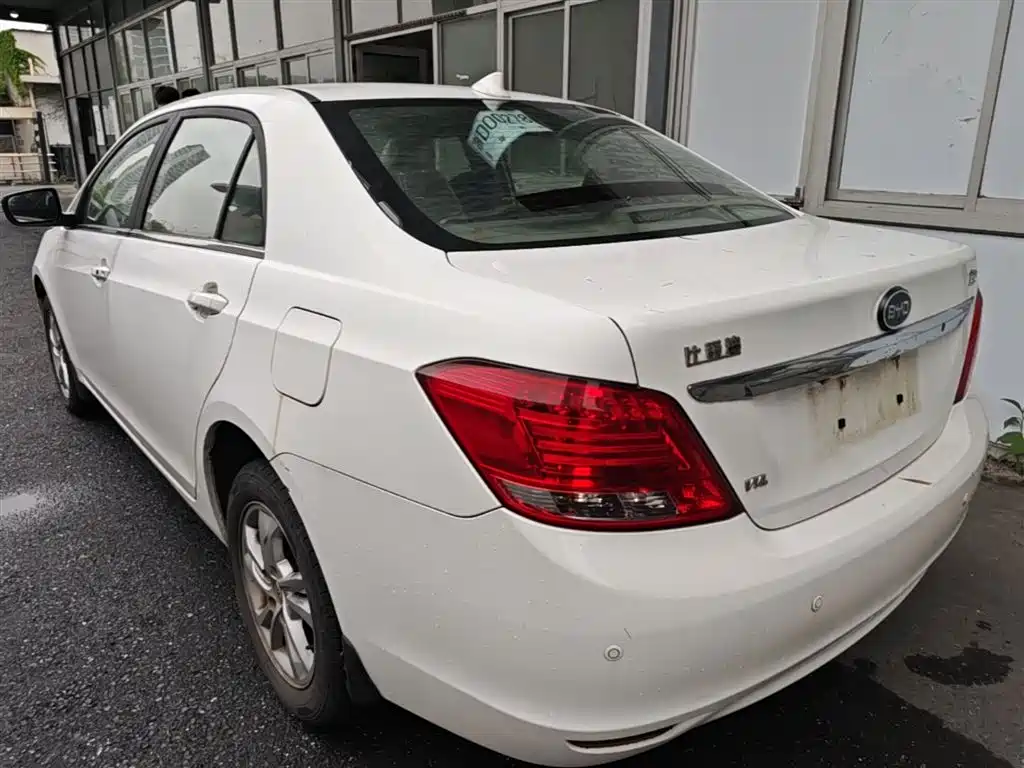 BYD Surui 2014 Model 1.5L Manual Luxury фото 9