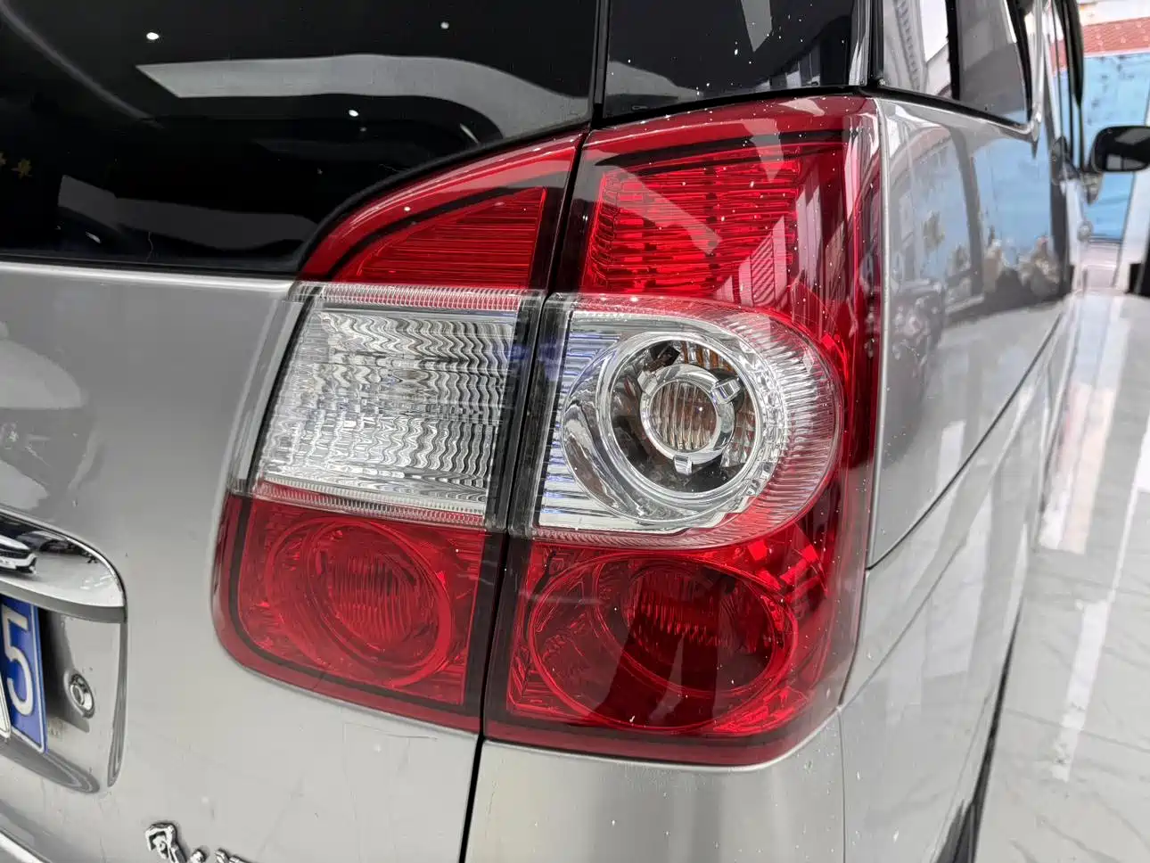 Dongfeng Yuxuan 2013 2009 2.0L Manual Luxury