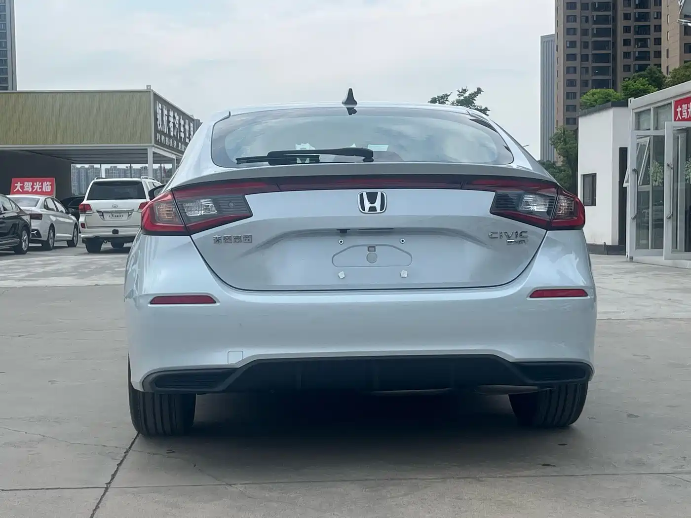 Honda Civic 2026 2023 HATCHBACK 2.0L e:HEV Extreme Bright Edition