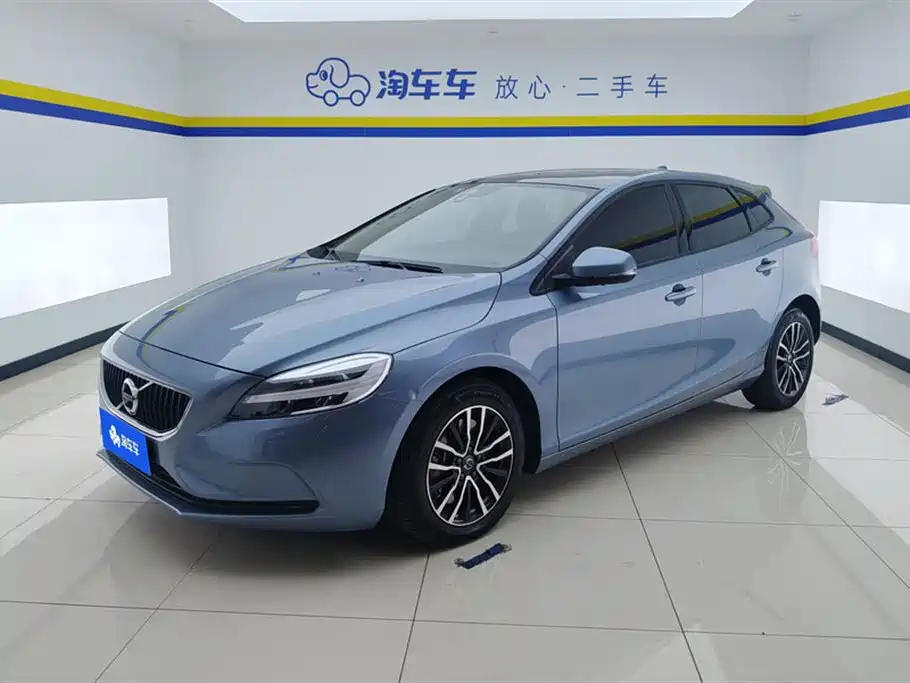 Volvo V40 2019 T3 Momentum