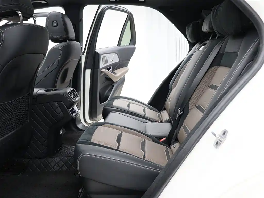 Mercedes-Benz GLE AMG 2023 AMG GLE 53 4MATIC+ фото 7
