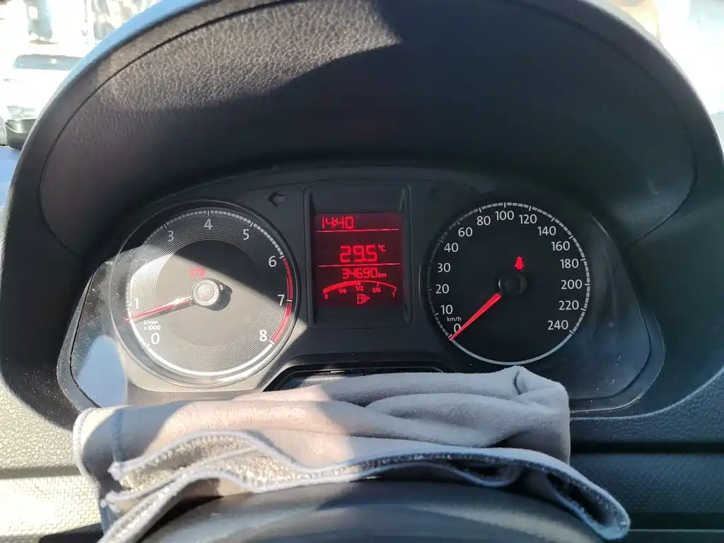 Фото 7 - Volkswagen Jetta