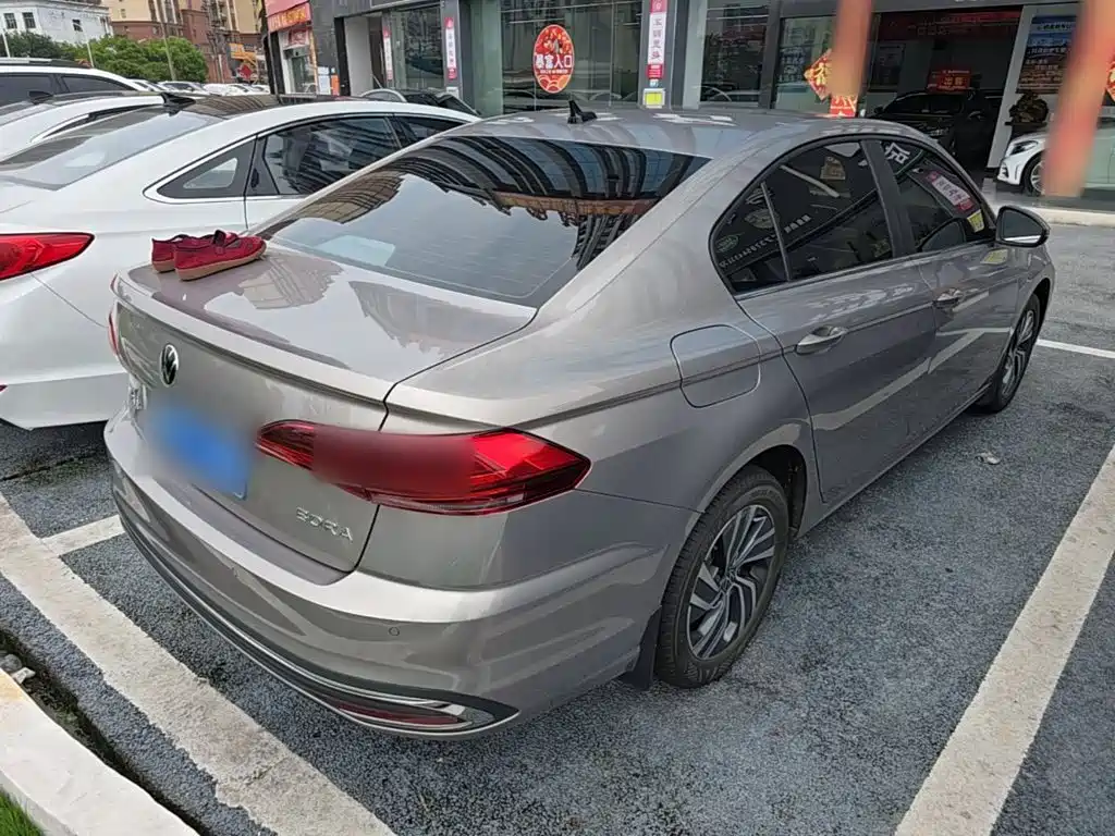Volkswagen Bora 2025 2025 200TSI DSG Joy Ride Navigation Edition