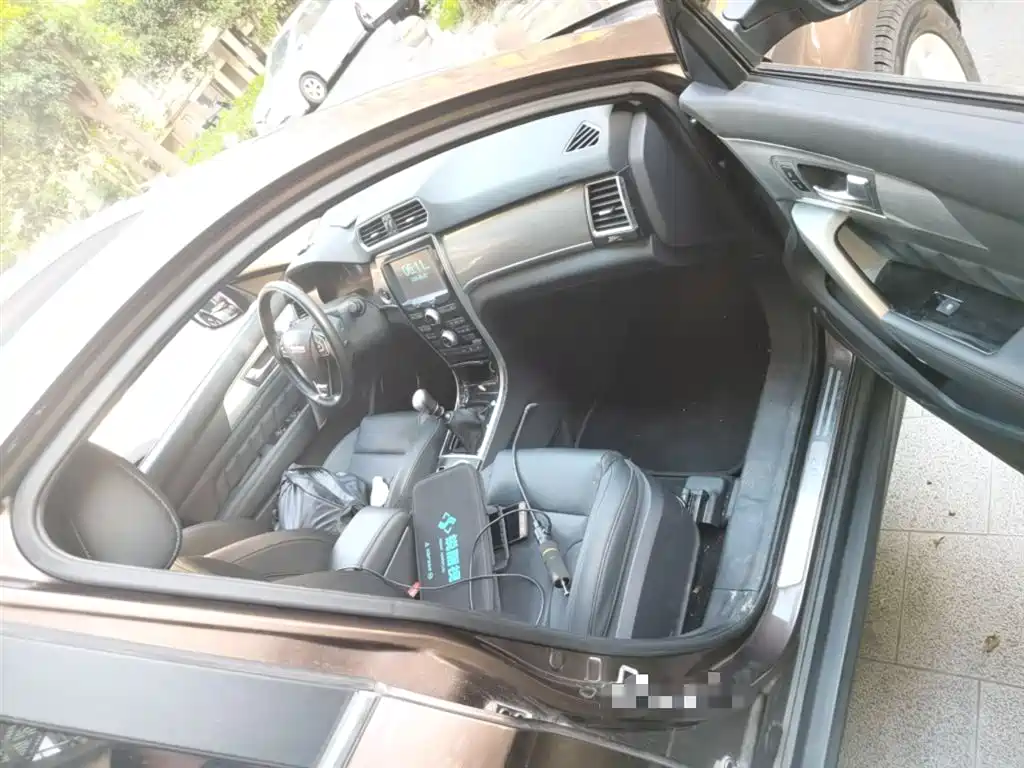 Haval H2 2016 Red Label 1.5T Manual 2WD Luxury фото 21
