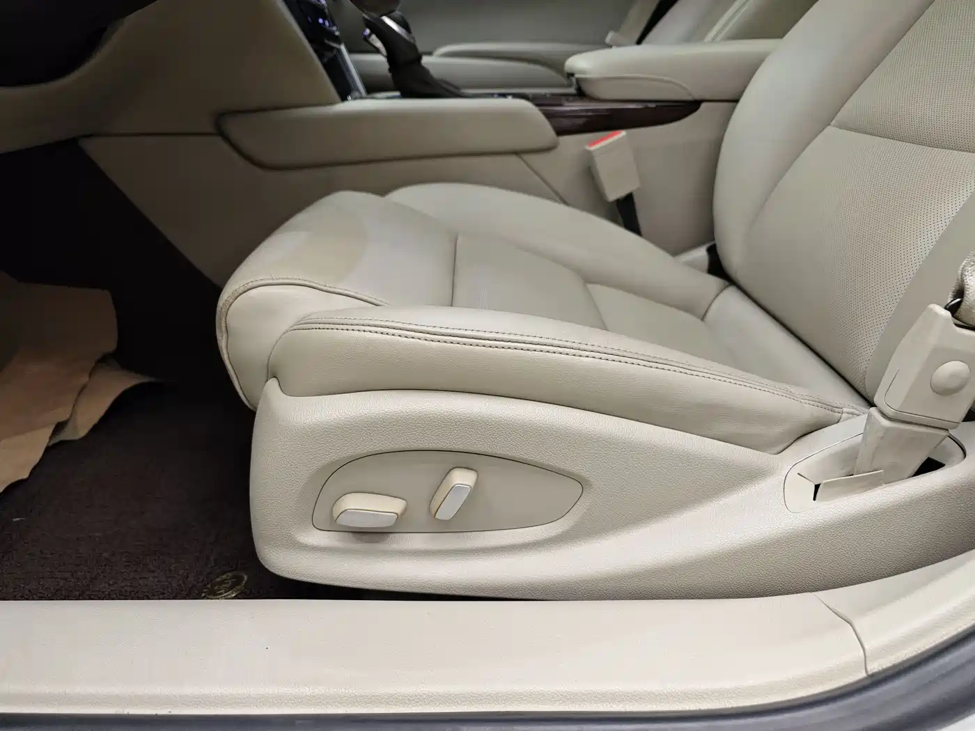Cadillac XTS 2015 28T Comfort фото 12