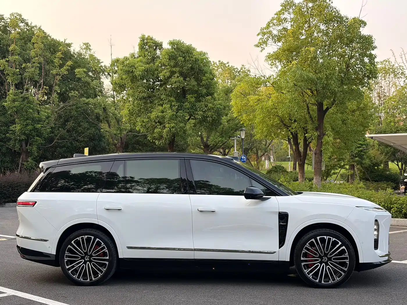 NIO ES8 2026 2025 Base Model