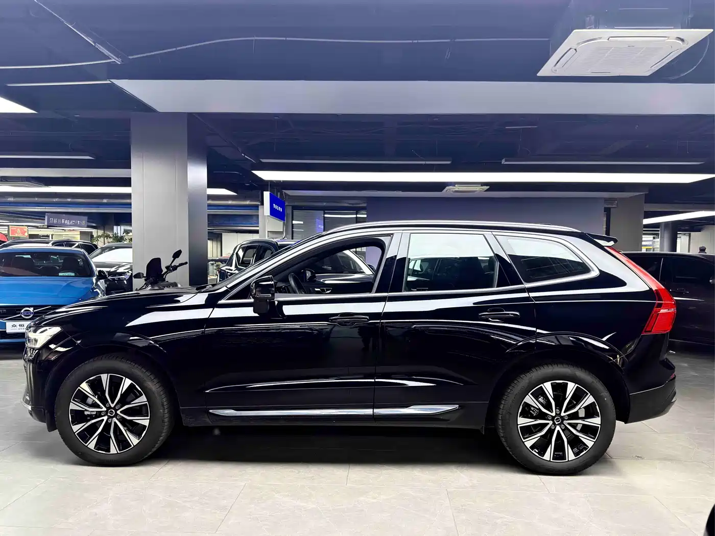 Volvo XC60 2025 2025 B5 AWD Smart Elite Luxury Edition