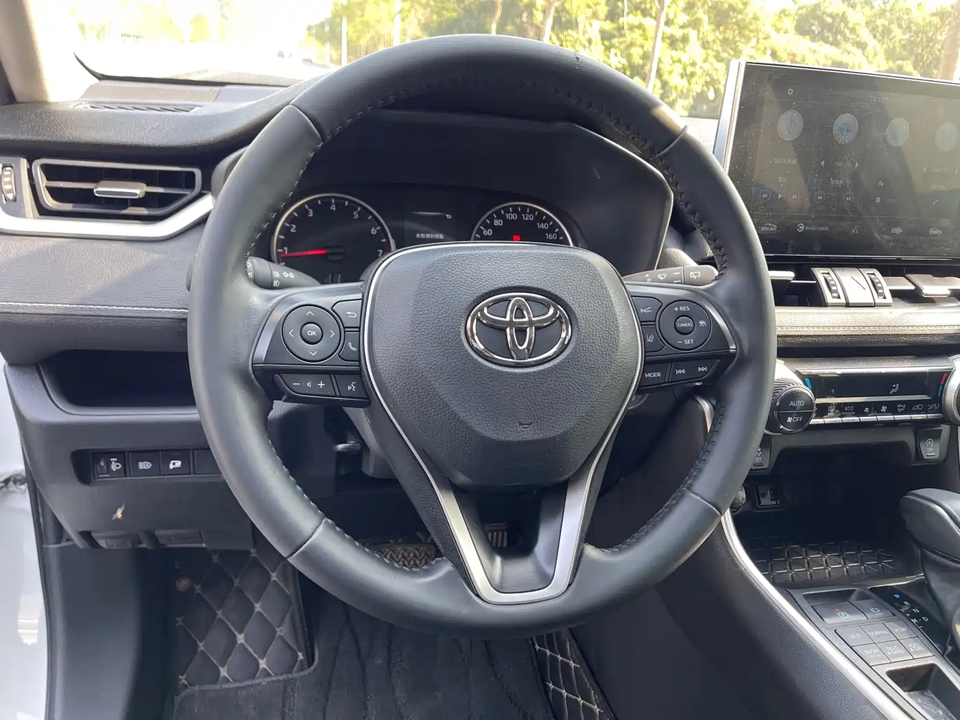 Toyota Wildlander 2022 2.0L CVT AWD Luxury Edition фото 22