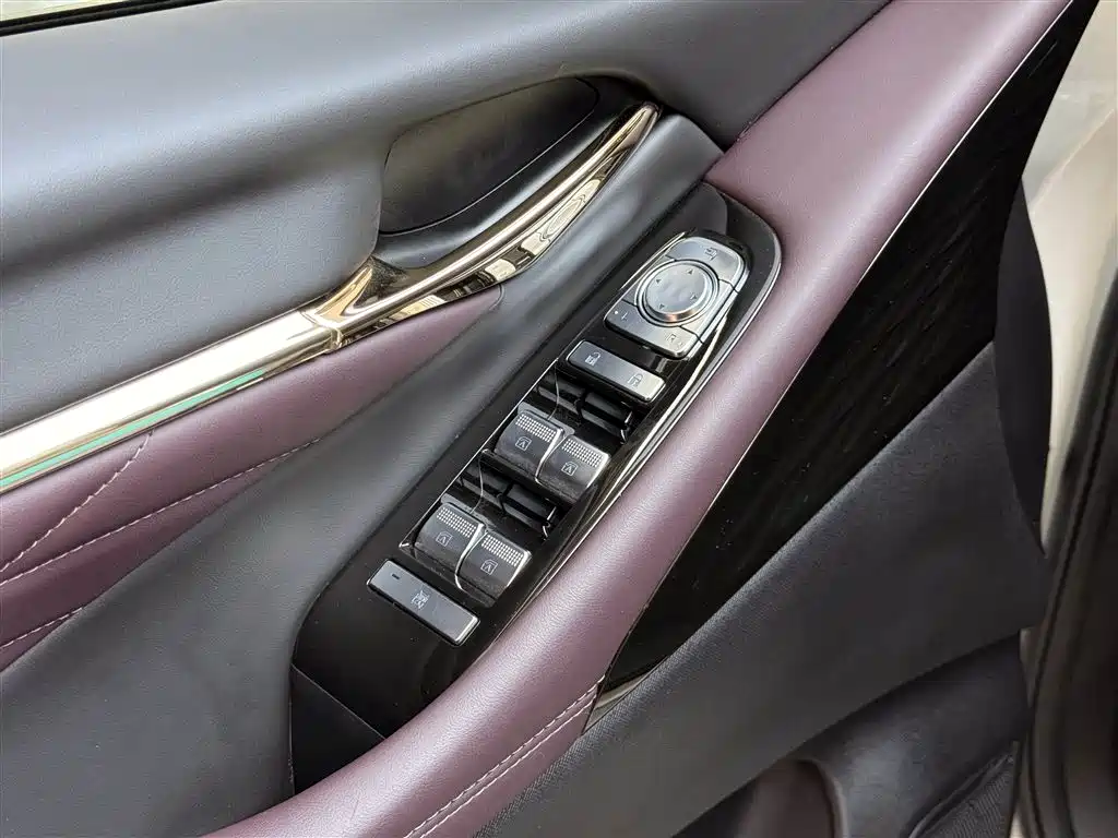 GAC Trumpchi Trumpchi M8 2024 Master Series 400T Ultimate Edition фото 19
