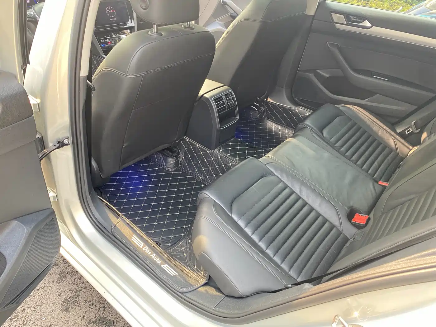 Volkswagen Magotan 2018 280TSI DSG Leading фото 22