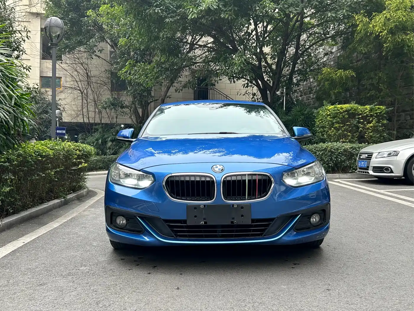 BMW 1 Series 2017 118i Fashion фото 2