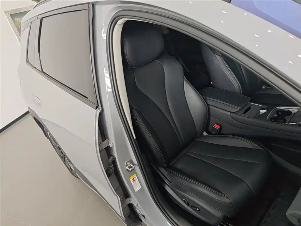 BYD Hai Shi 05 EV 2025 520KM Flagship Smart Navigation Edition фото 25