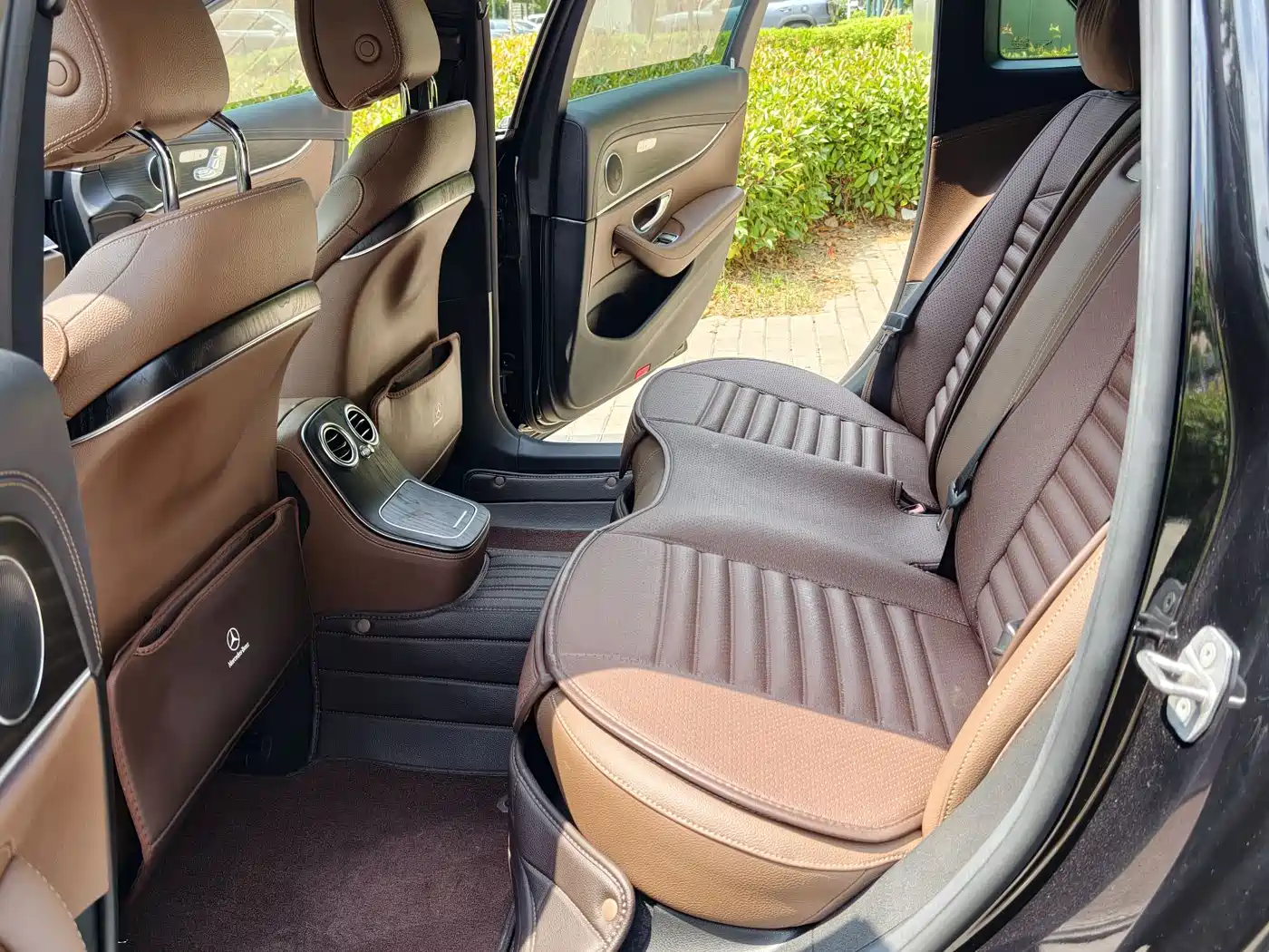 Mercedes-Benz E-Class 2023 E 300 L Sport Fashion фото 11