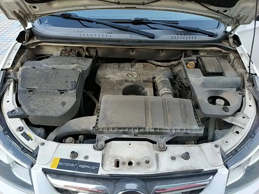BAIC Huansu S3 2016 2016 1.5L Manual Startup Edition