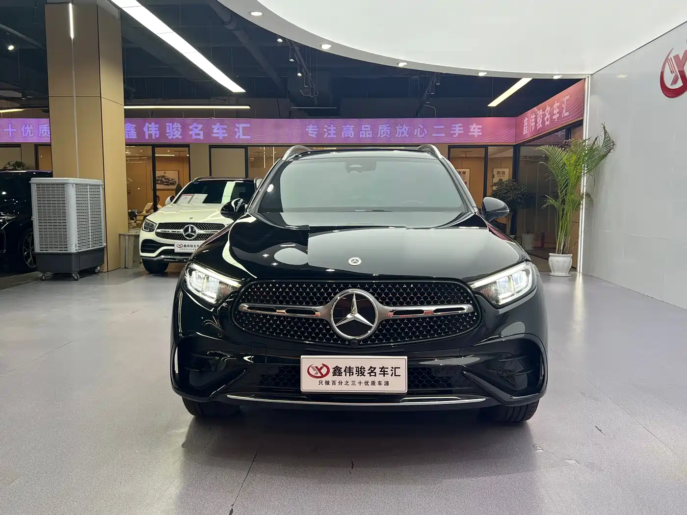Mercedes-Benz GLC 2024 GLC 260 L 4MATIC Luxury 5-seater фото 3