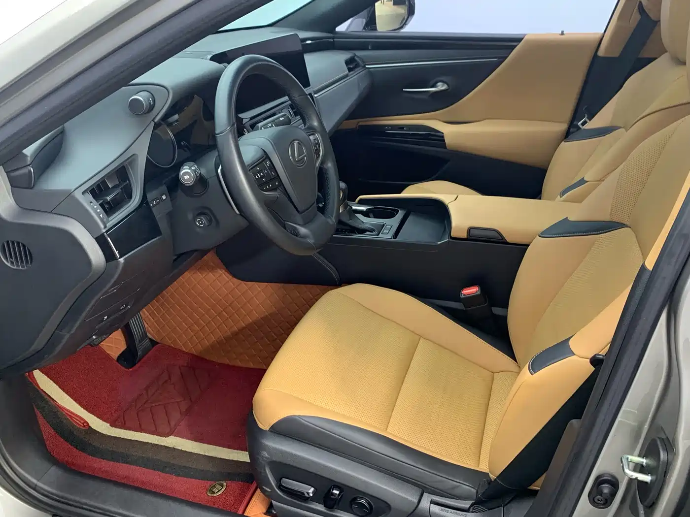 Lexus ES 2022 200 Excellence Edition фото 11